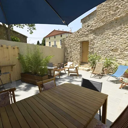 La Maison Du Merle Bleu