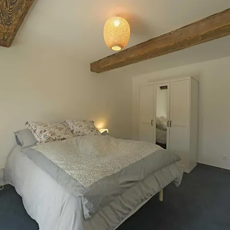 La Maison Du Merle Bleu