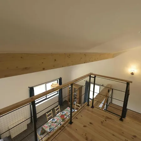 La Maison Du Merle Bleu *