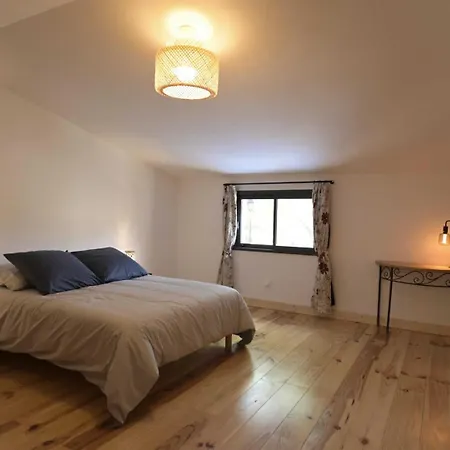 Сasa de vacaciones La Maison Du Merle Bleu