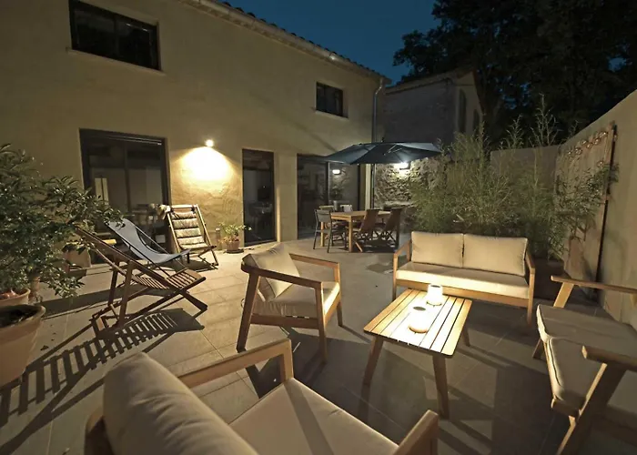 La Maison Du Merle Bleu